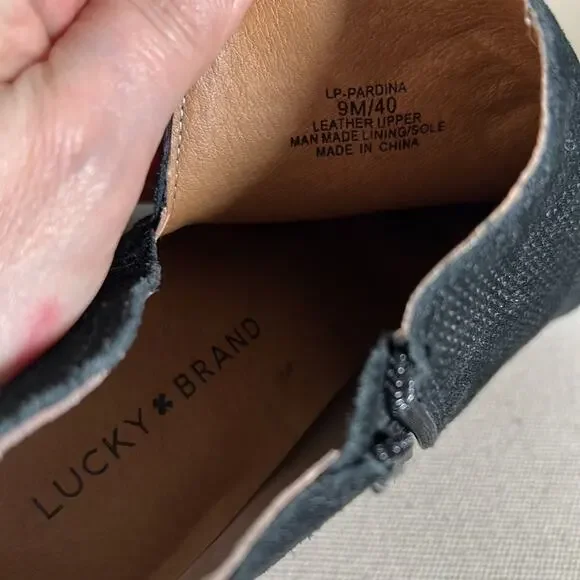 Lucky Brand Pardina black suede leather heel ankle boots with zipper size 9 - Picture 9 of 10